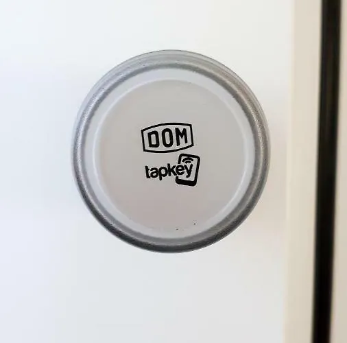 Schanzenstrasse 690 M Ue. M *